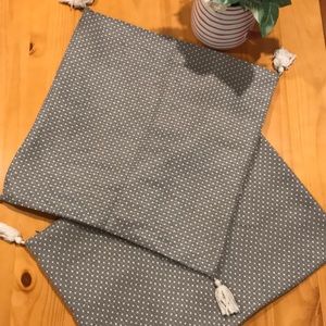 Regular and lumber pillow set covers.